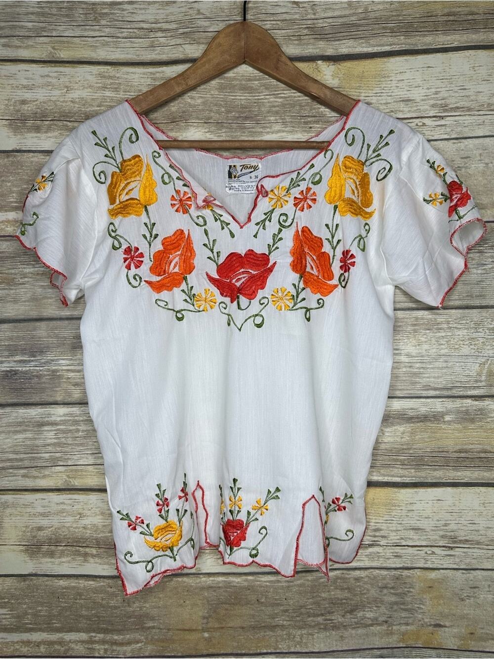 True vintage S Mexican embroidered blouse by Tony